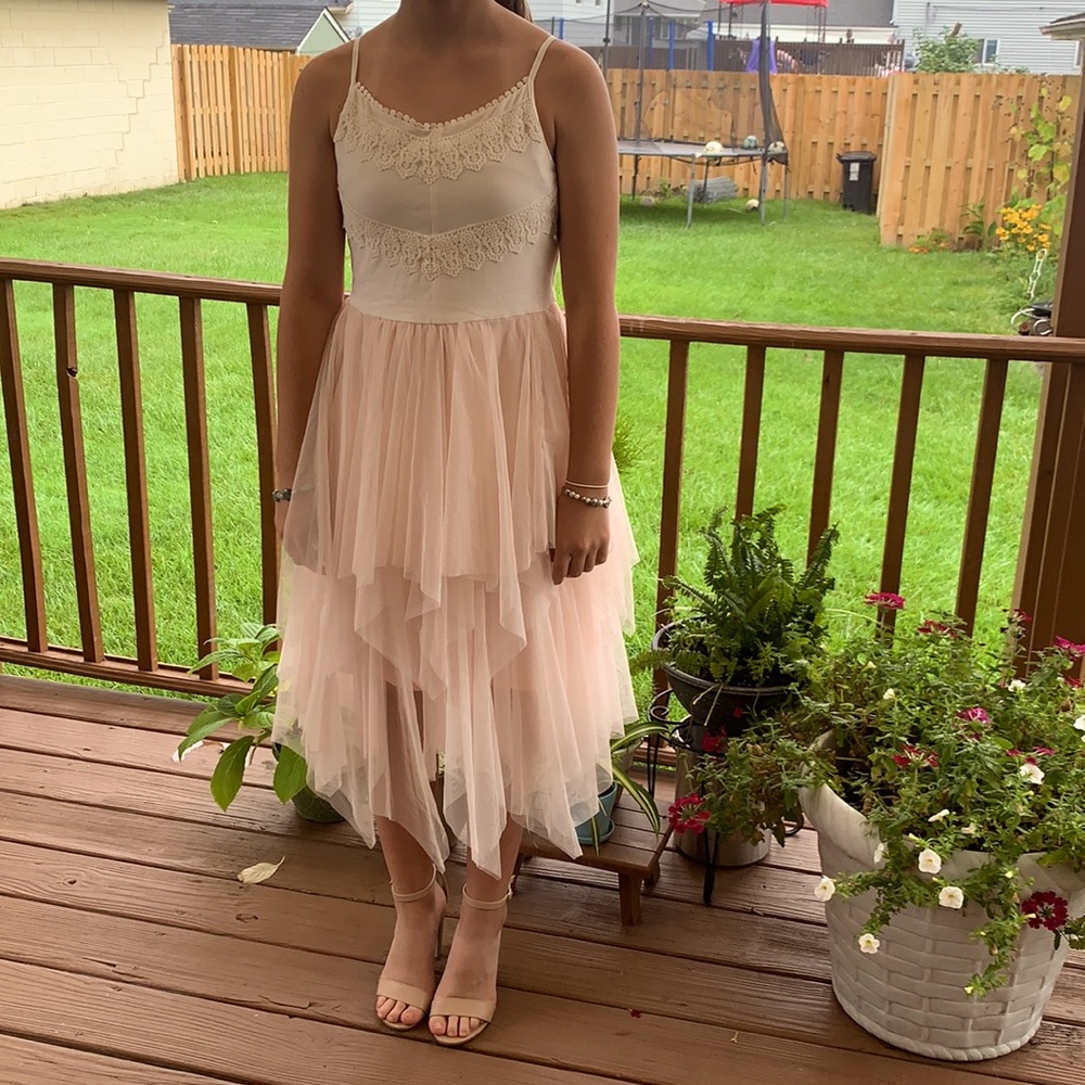 New Gorgeous Girls dress, off white color, size 14-16.